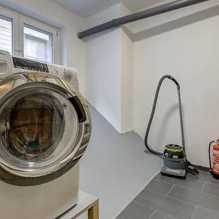 Zentrale Design Wohnung In Ufernaehe - 105 Qm - Parkplatz - Kueche - Netflix Bingen am Rhein Esterno foto