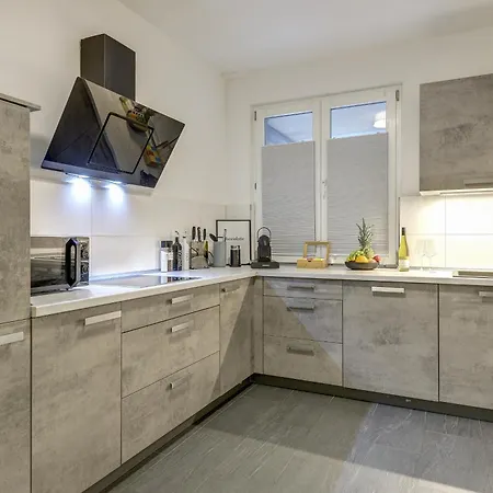 Zentrale Design Wohnung In Ufernaehe - 105 Qm - Parkplatz - Kueche - Netflix Bingen am Rhein Esterno foto