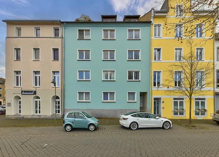 Zentrale Design Wohnung In Ufernaehe - 105 Qm - Parkplatz - Kueche - Netflix